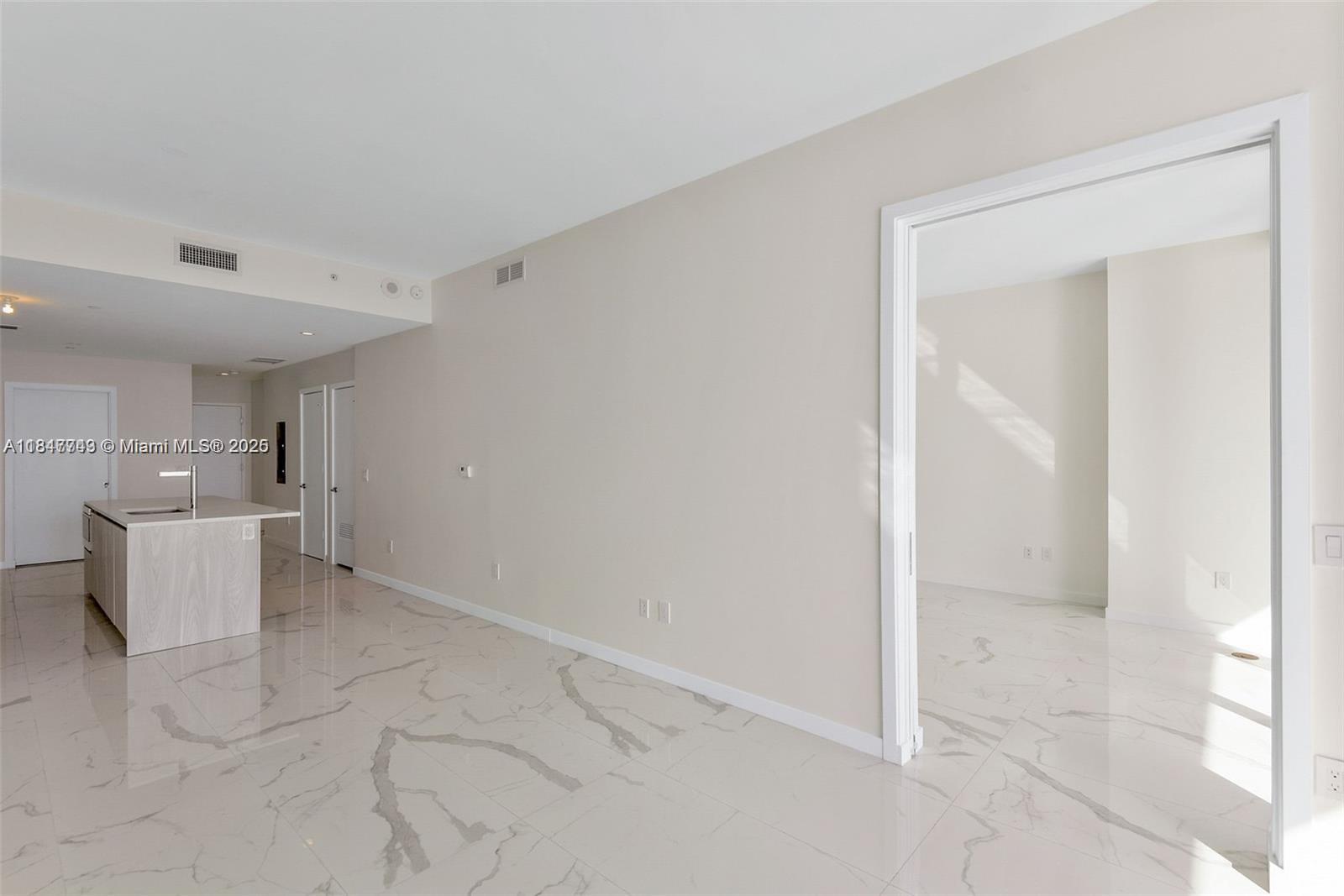 480 NE 31st St # 4003