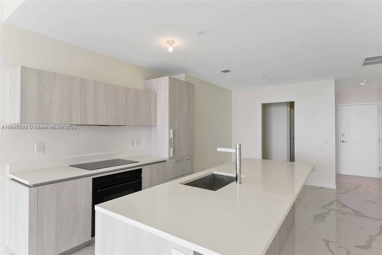 480 NE 31st St # 4003