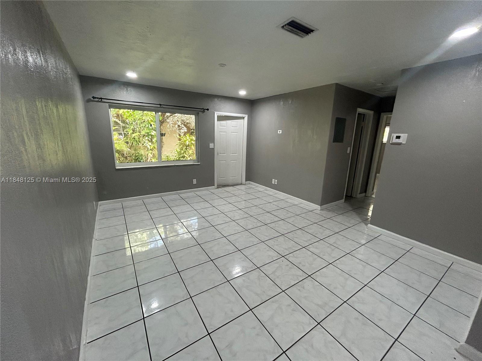 5321 NW 21st Ct. # A