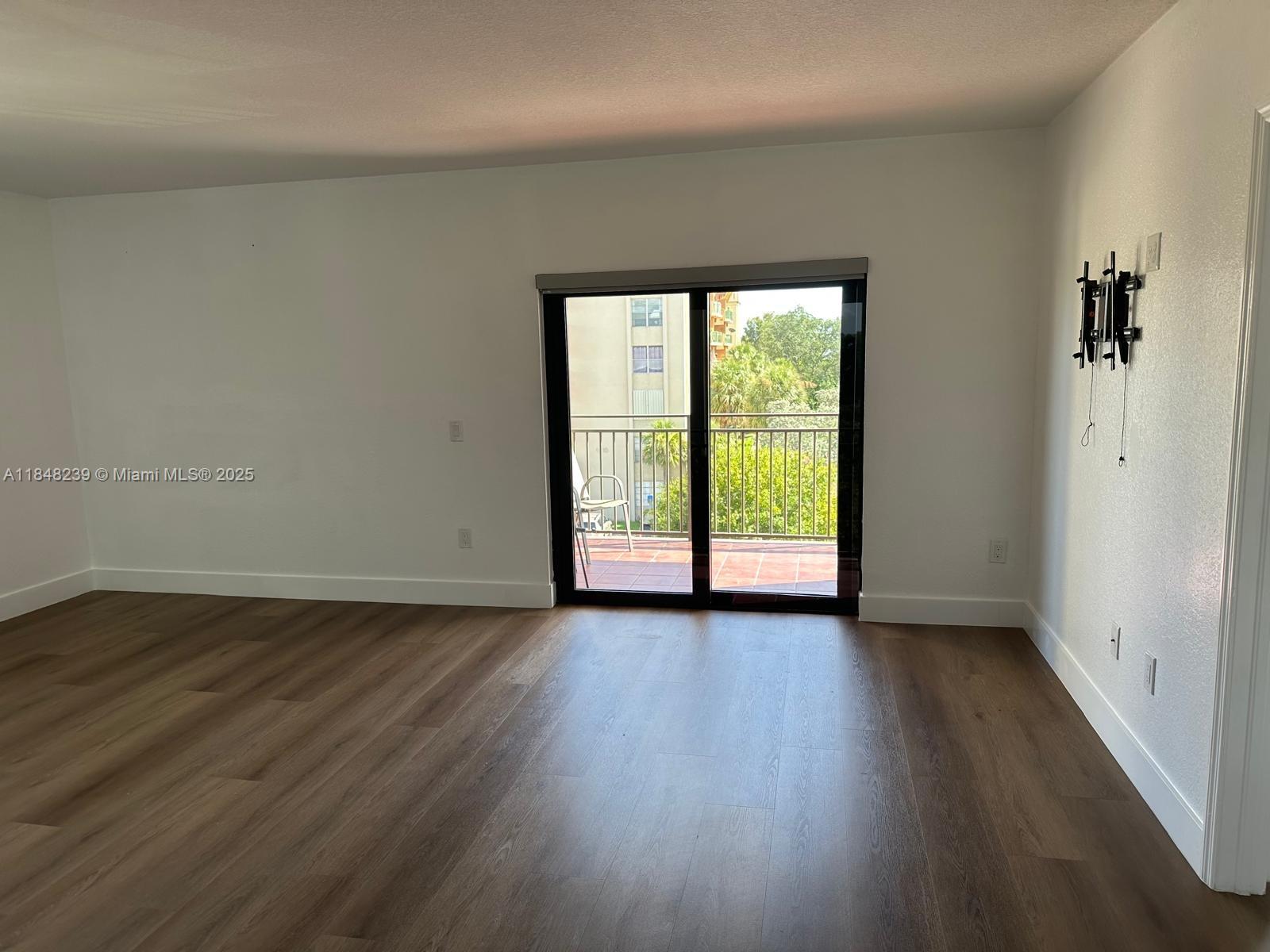 9300 Fontainebleau Blvd # E414