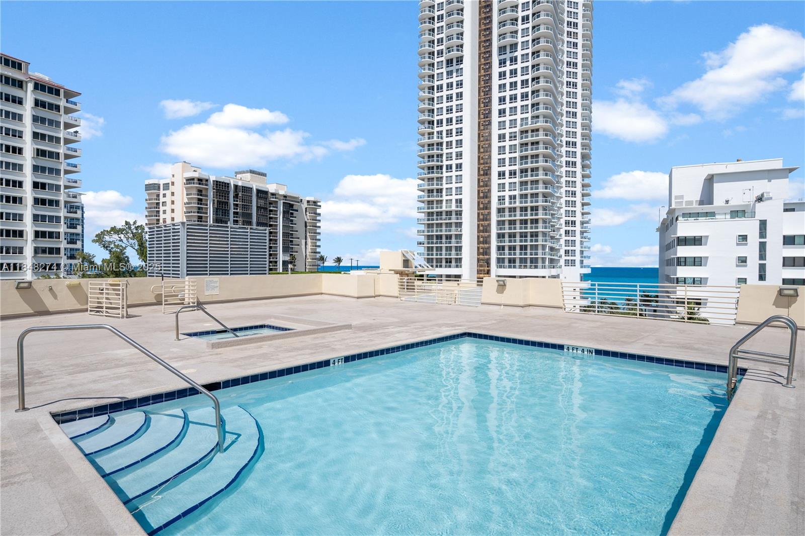 6362 Collins Ave # 304