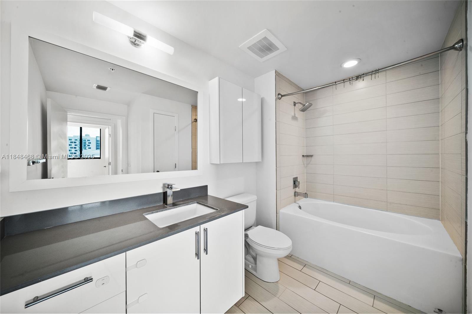 999 SW 1st Ave # 2406