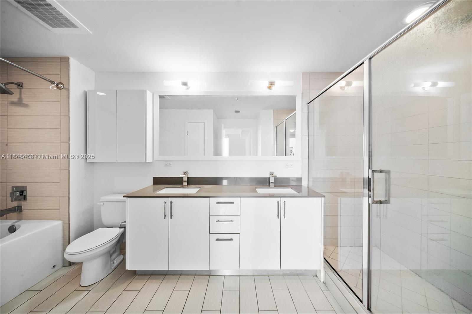 999 SW 1st Ave # 2406