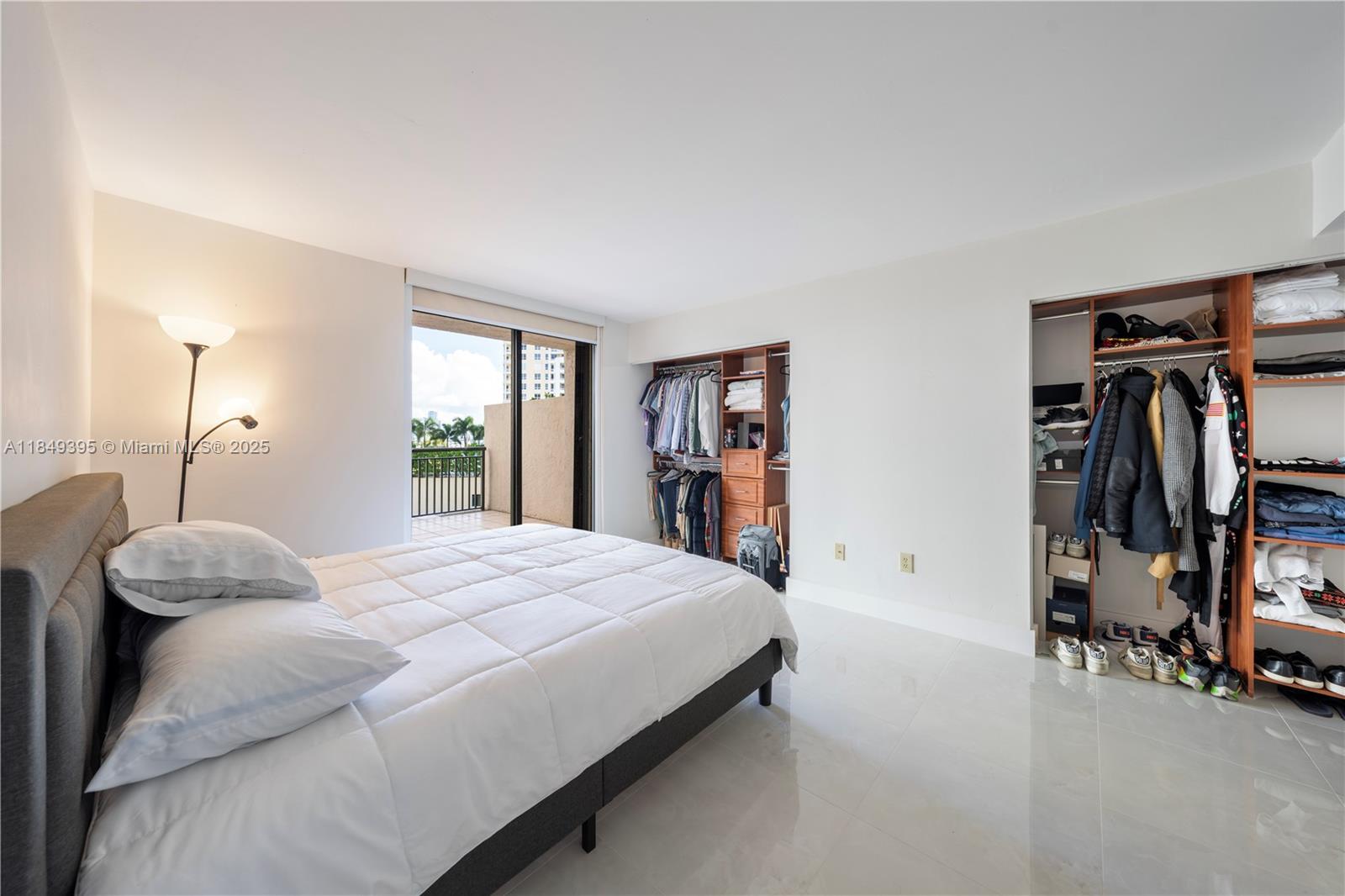 540 Brickell Key Dr # 702