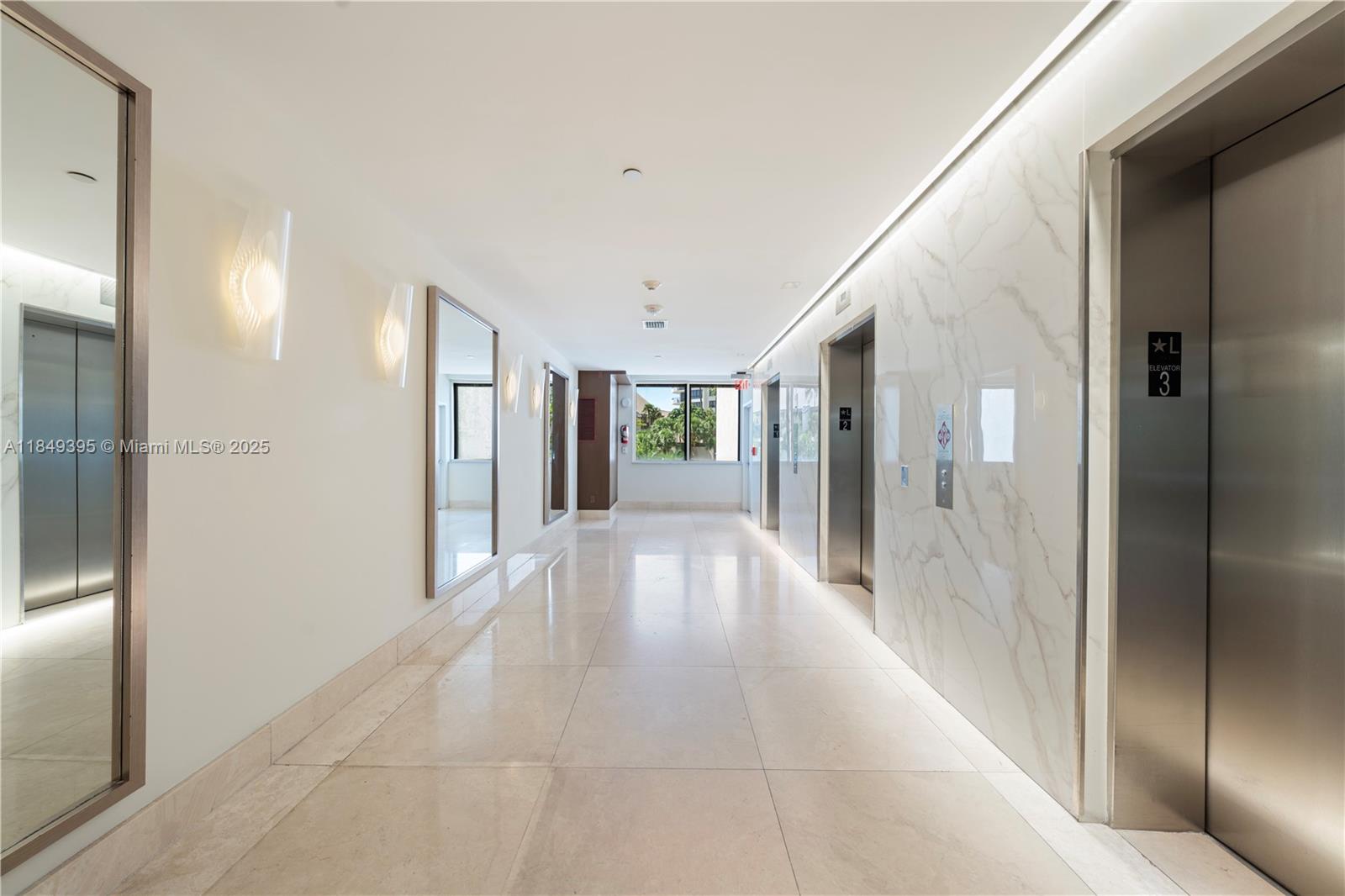540 Brickell Key Dr # 702