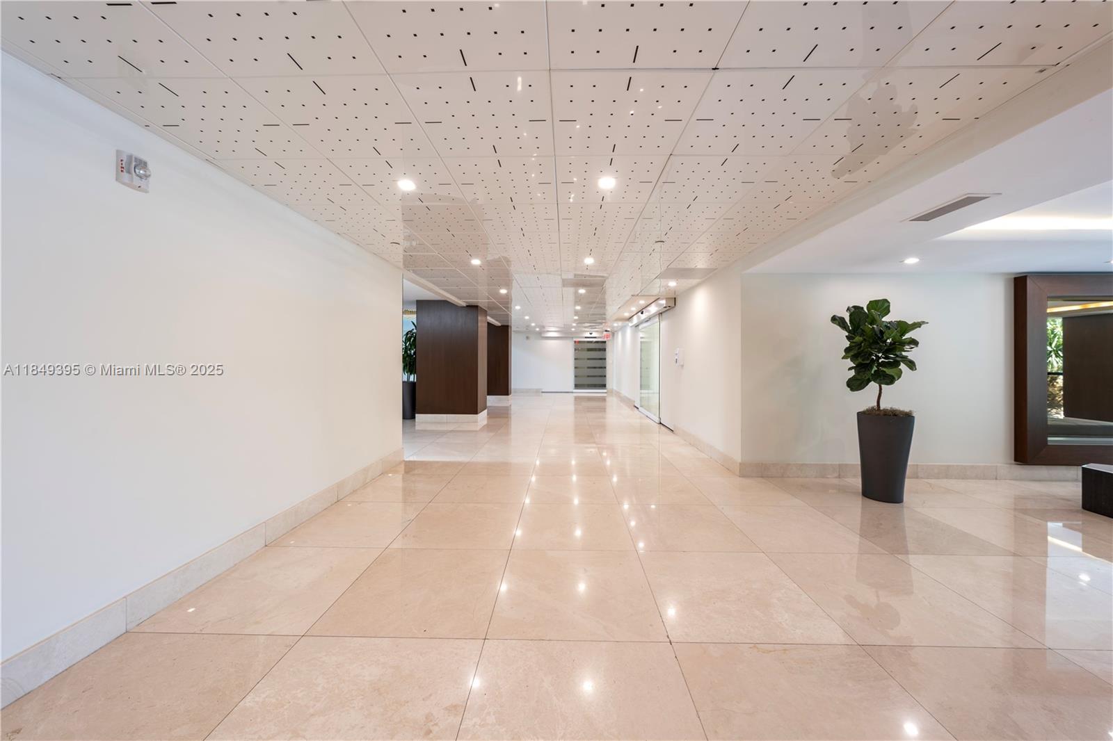 540 Brickell Key Dr # 702