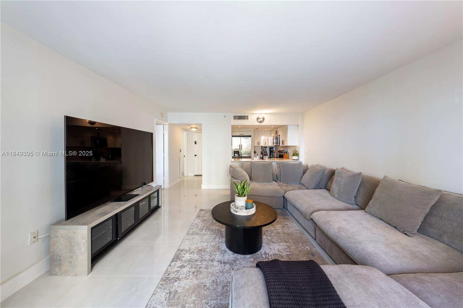 540 Brickell Key Dr # 702