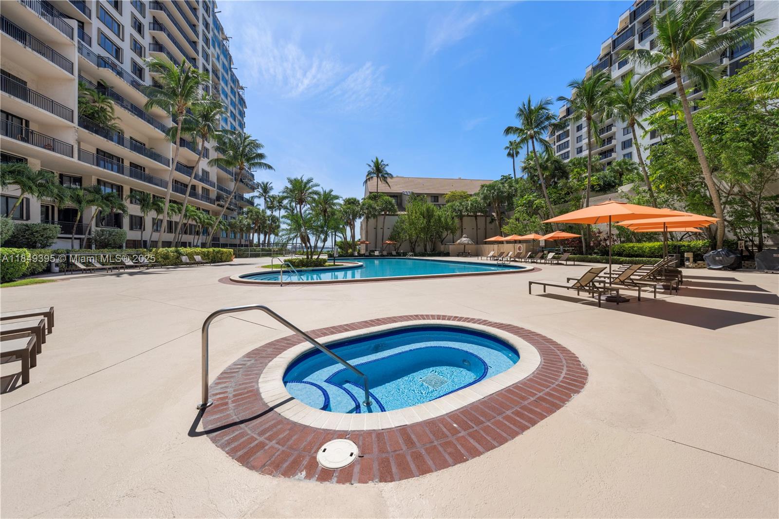 540 Brickell Key Dr # 702