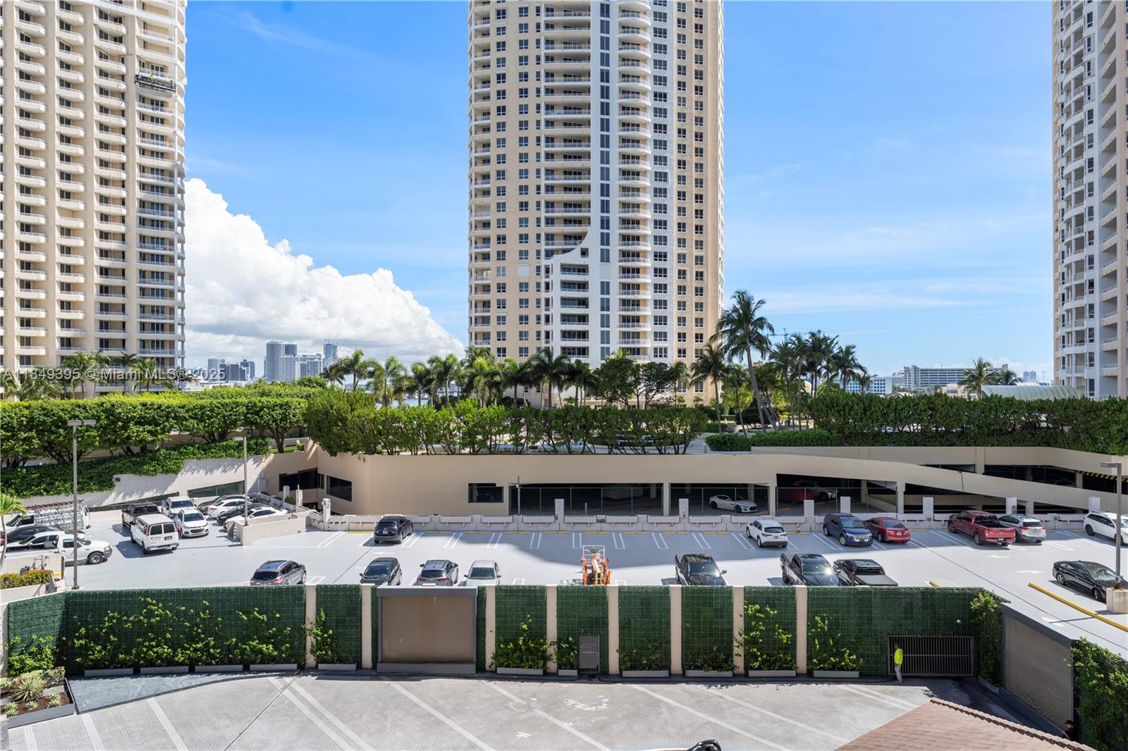 540 Brickell Key Dr # 702