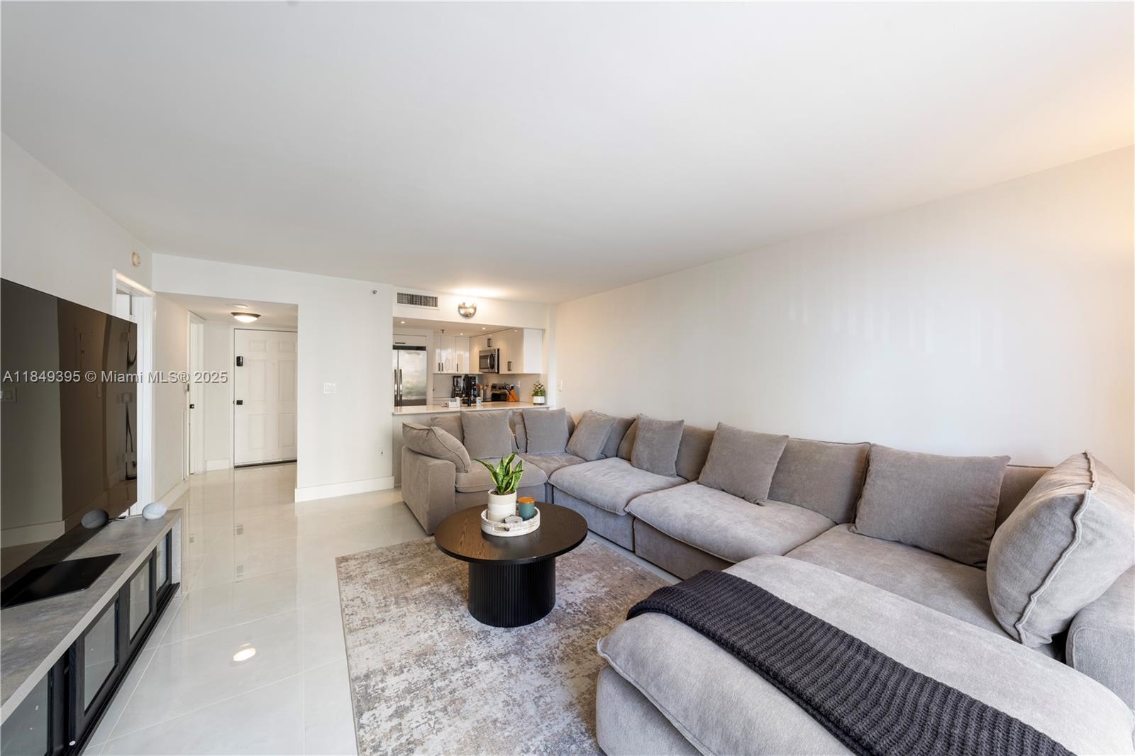 540 Brickell Key Dr # 702