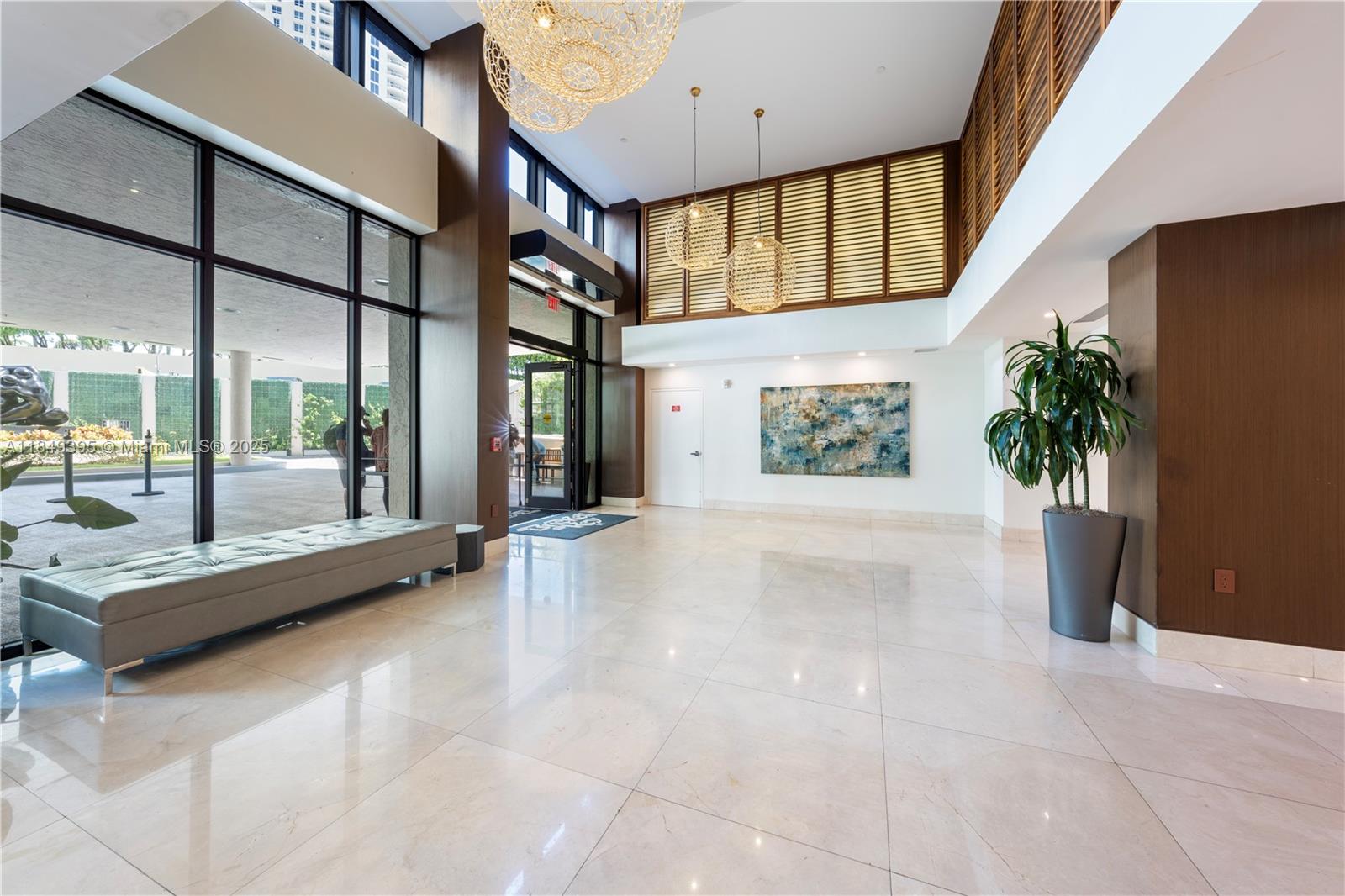 540 Brickell Key Dr # 702