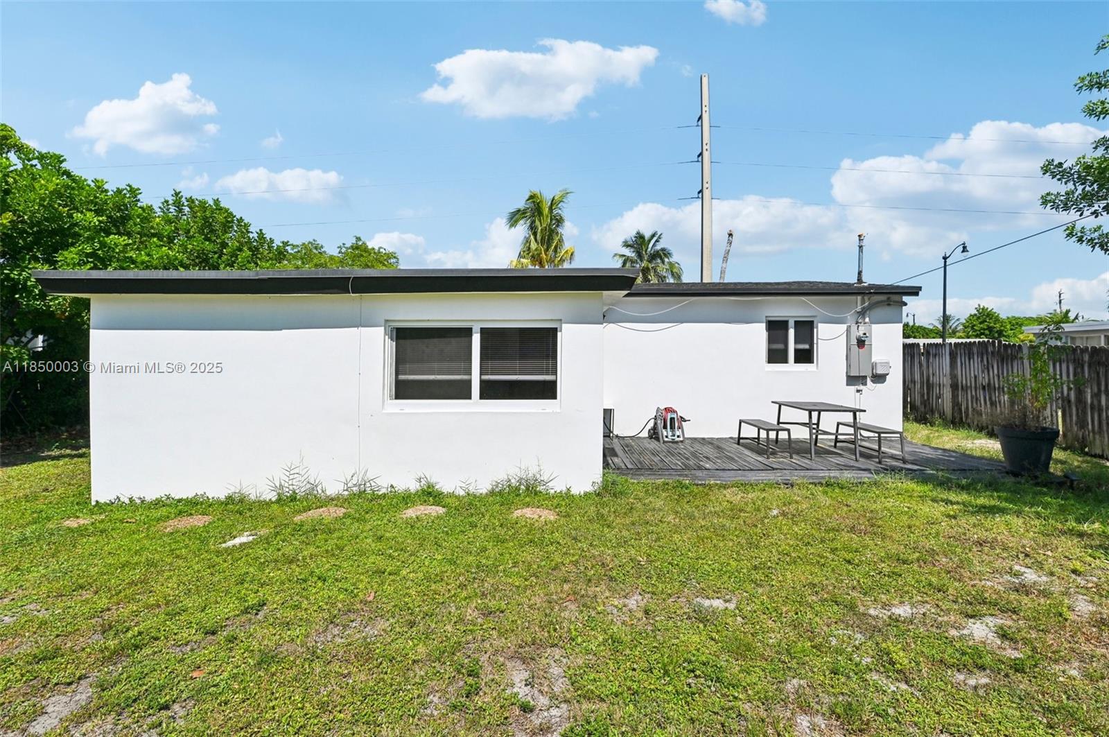 2897 NE 12th Ave