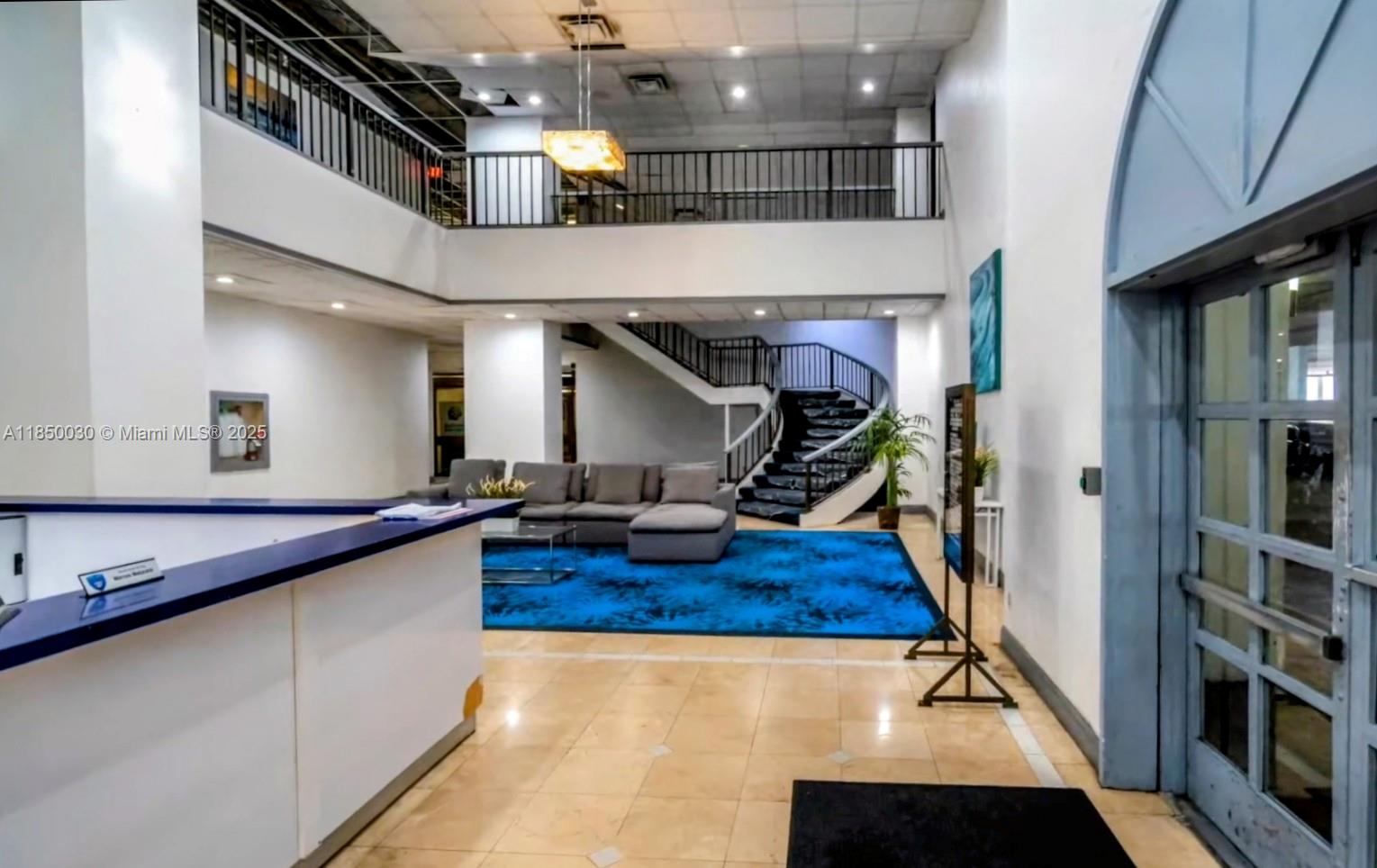 13499 Biscayne Blvd # 612