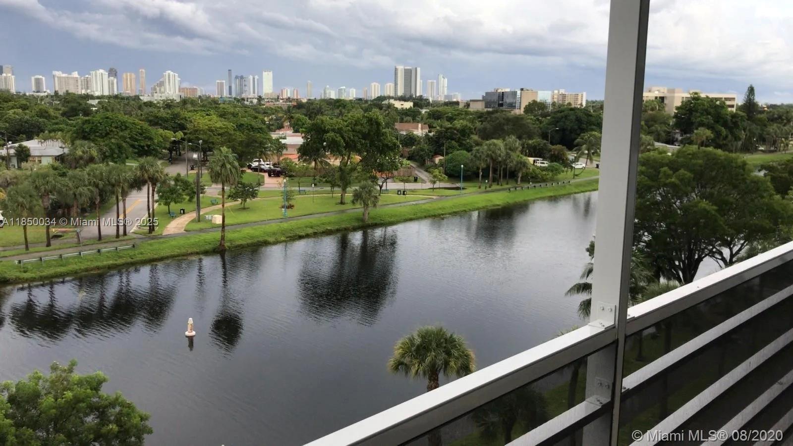 16850 S Glades Dr # 6D
