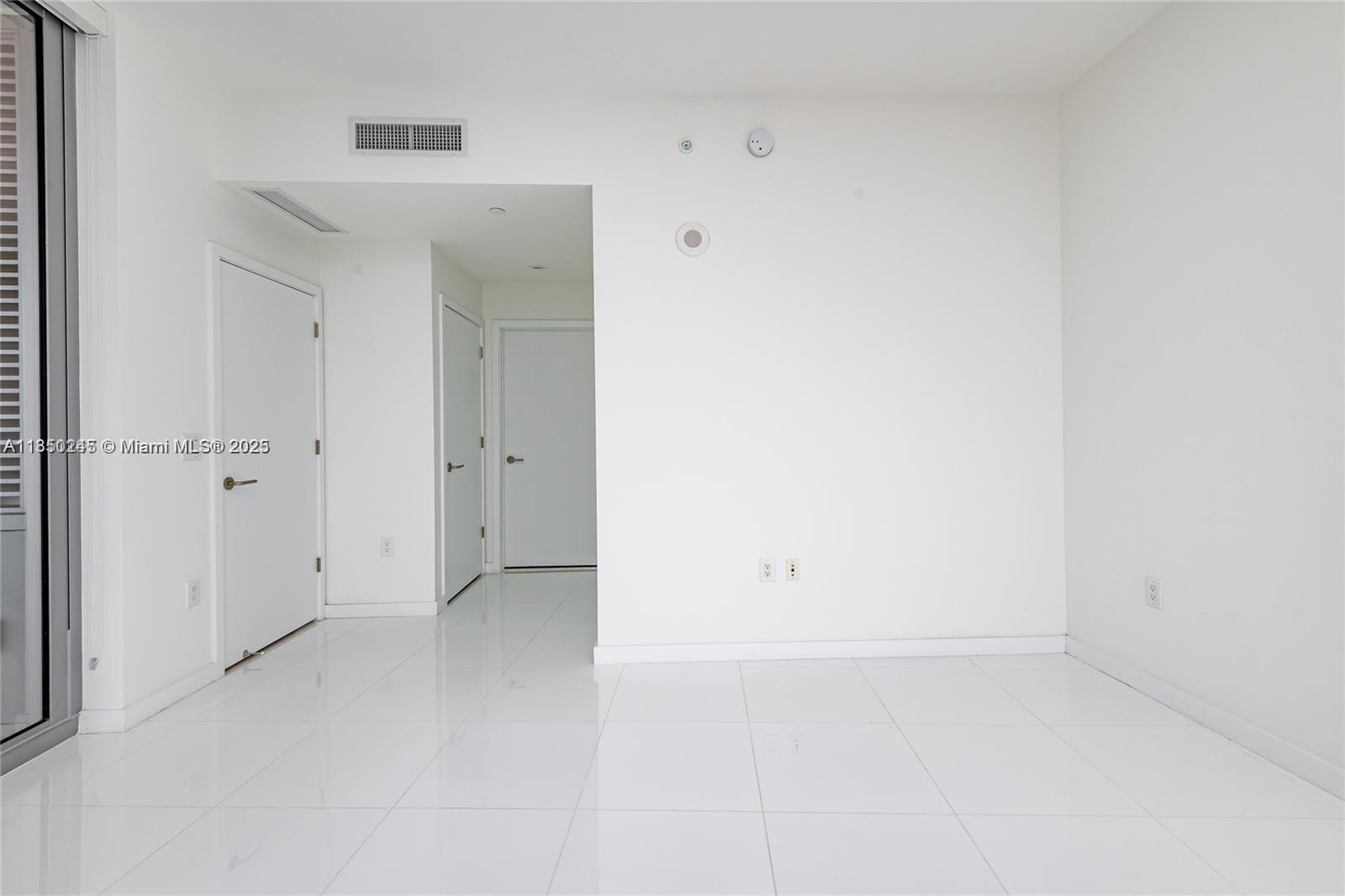 851 NE 1st Ave # 2100