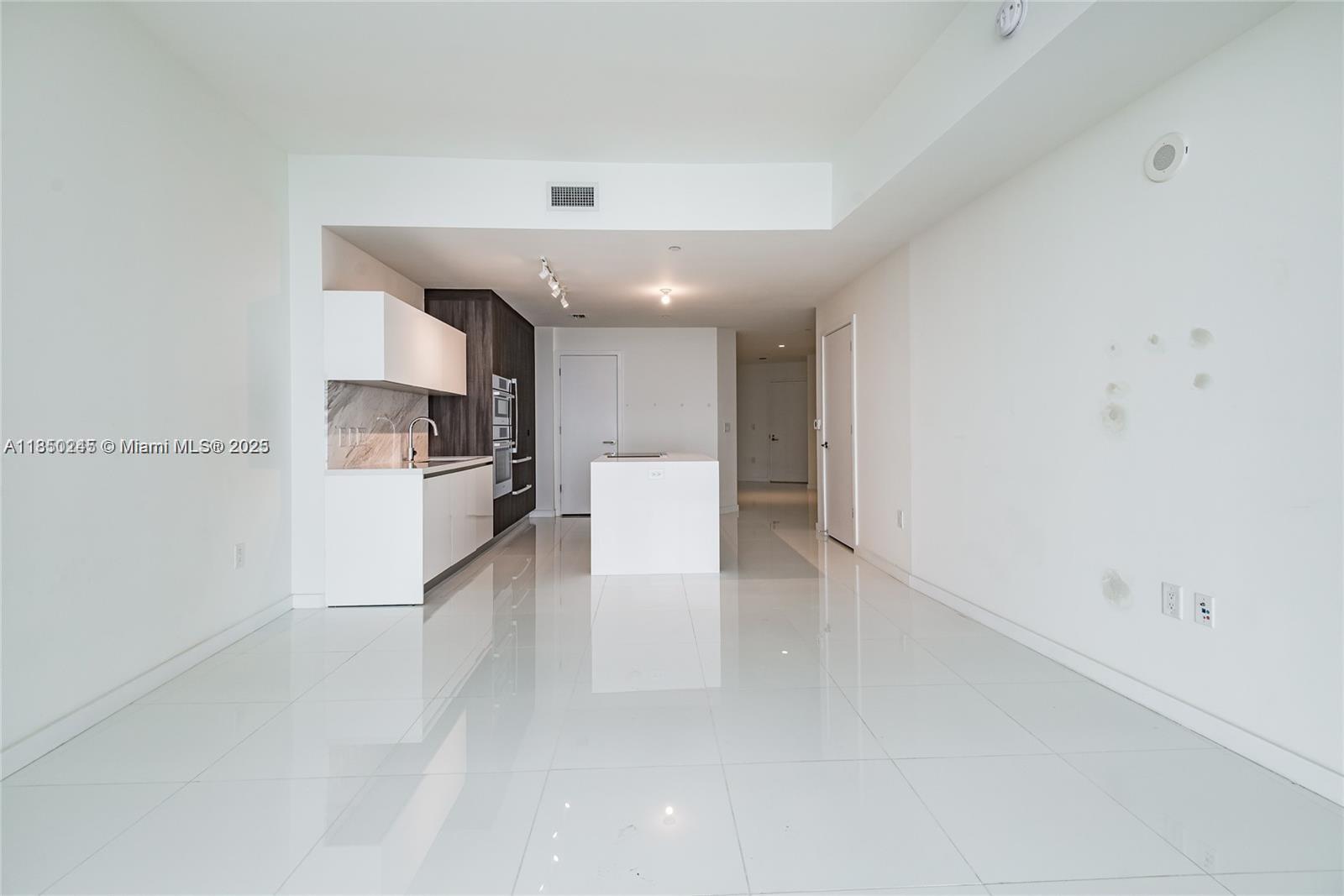 851 NE 1st Ave # 2100