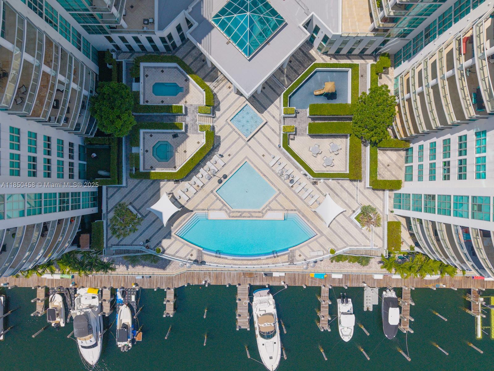 3131 NE 188th St # 1103 Unit: 2-1103