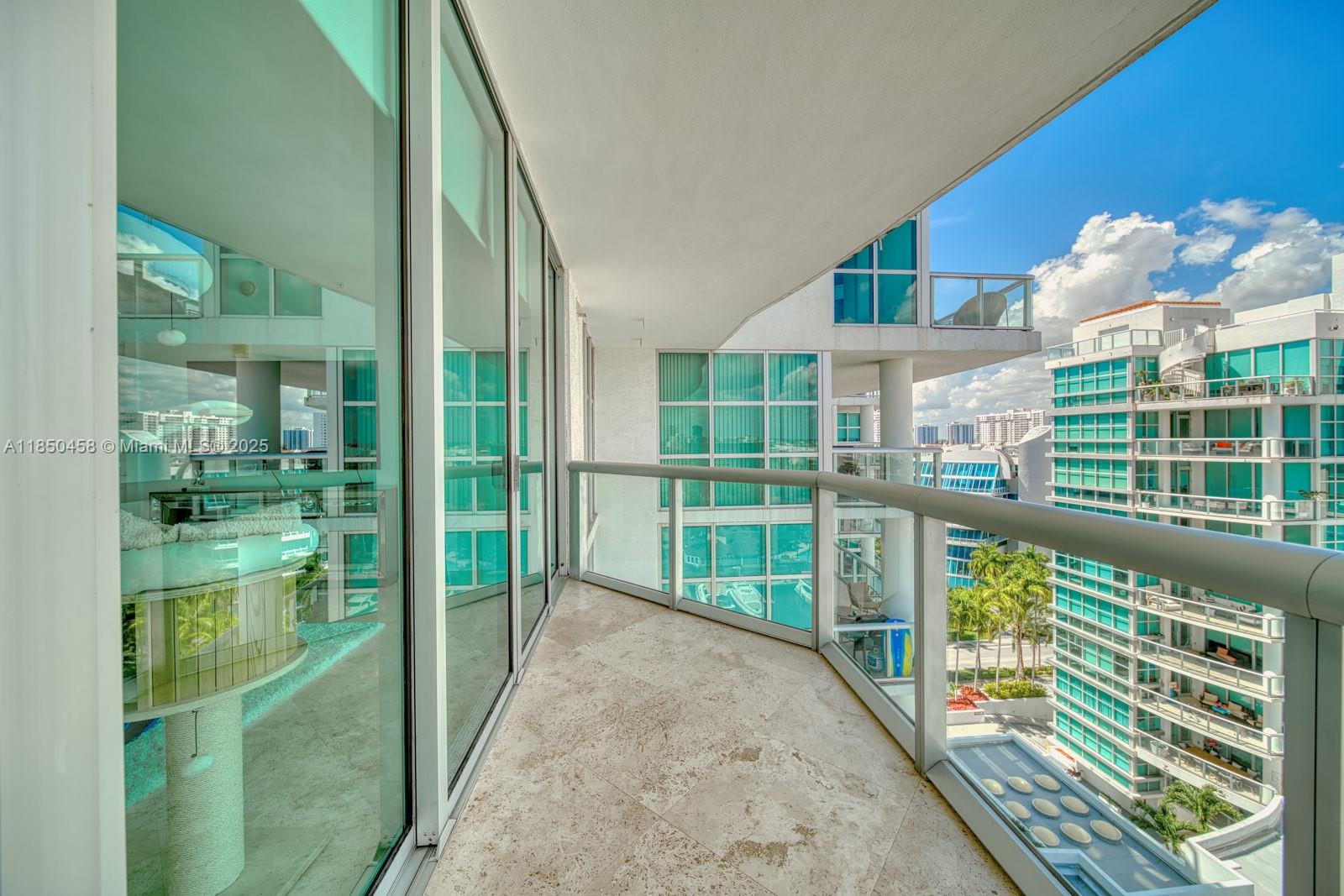 3131 NE 188th St # 1103 Unit: 2-1103