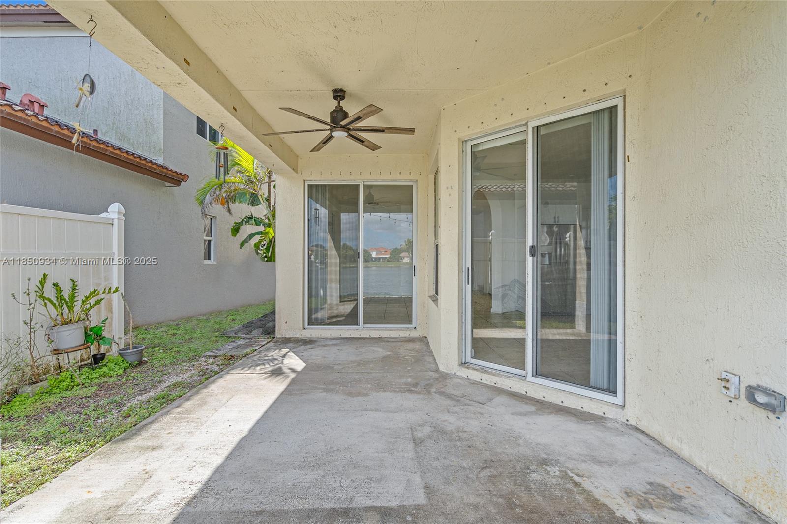 3911 NE 13th Dr