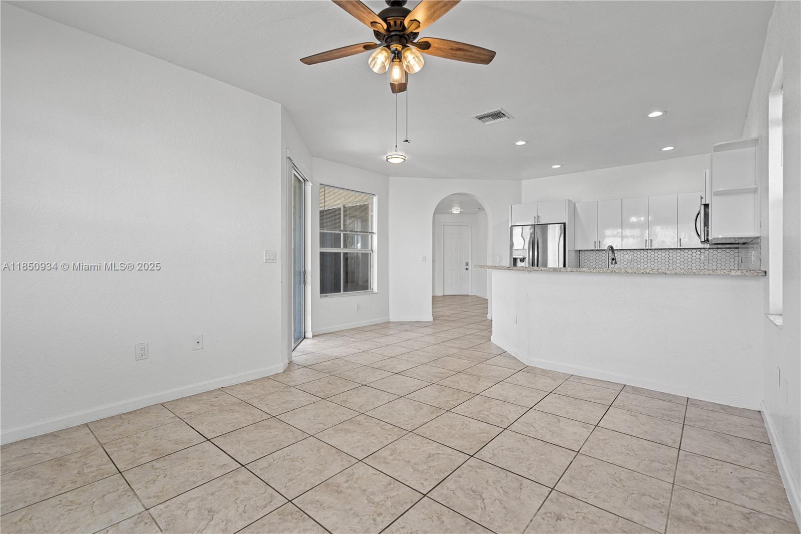 3911 NE 13th Dr