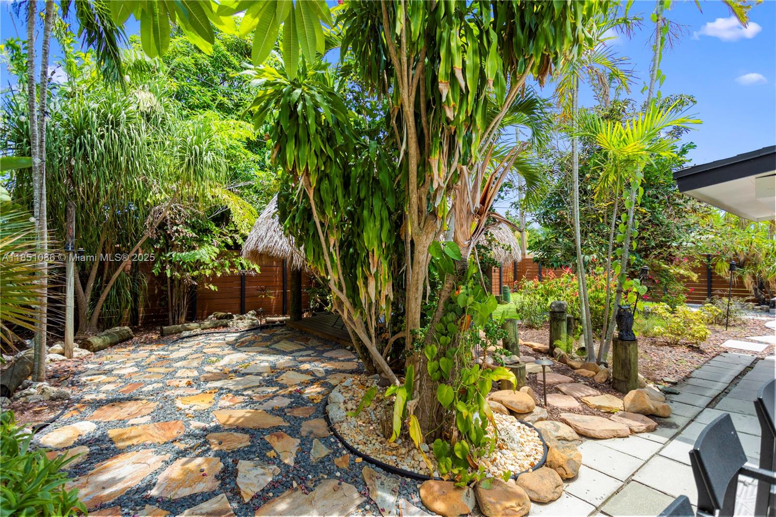 228 NE 16th Ave