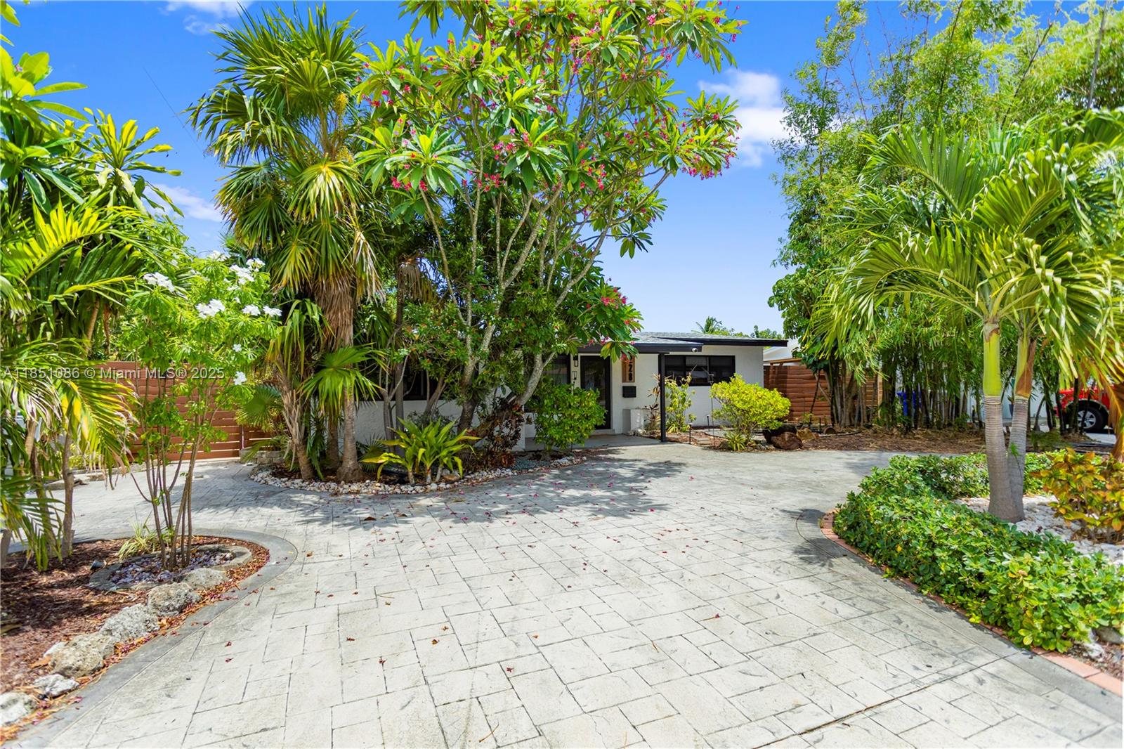 228 NE 16th Ave