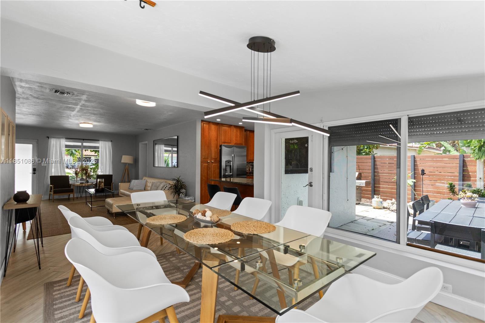 228 NE 16th Ave