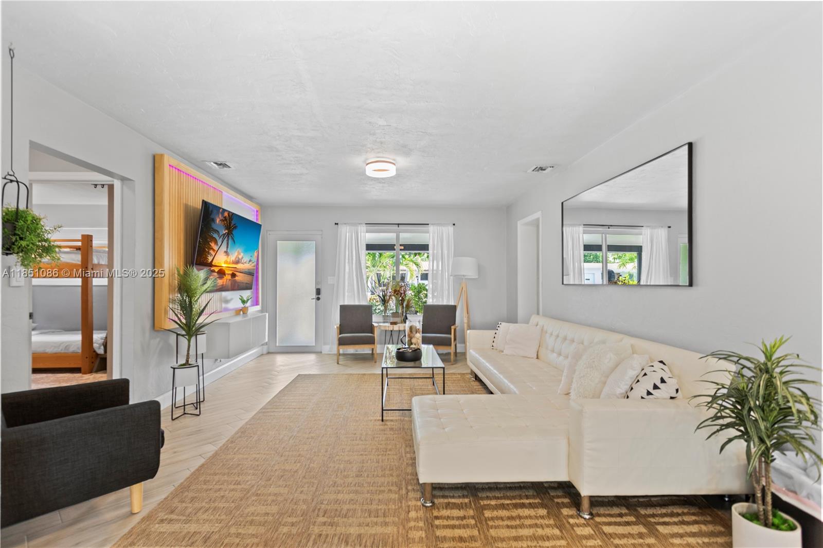 228 NE 16th Ave