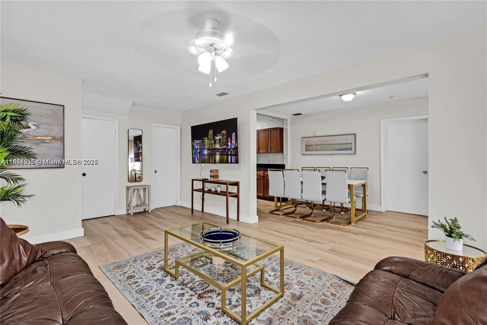 927 SW 15th Ave
