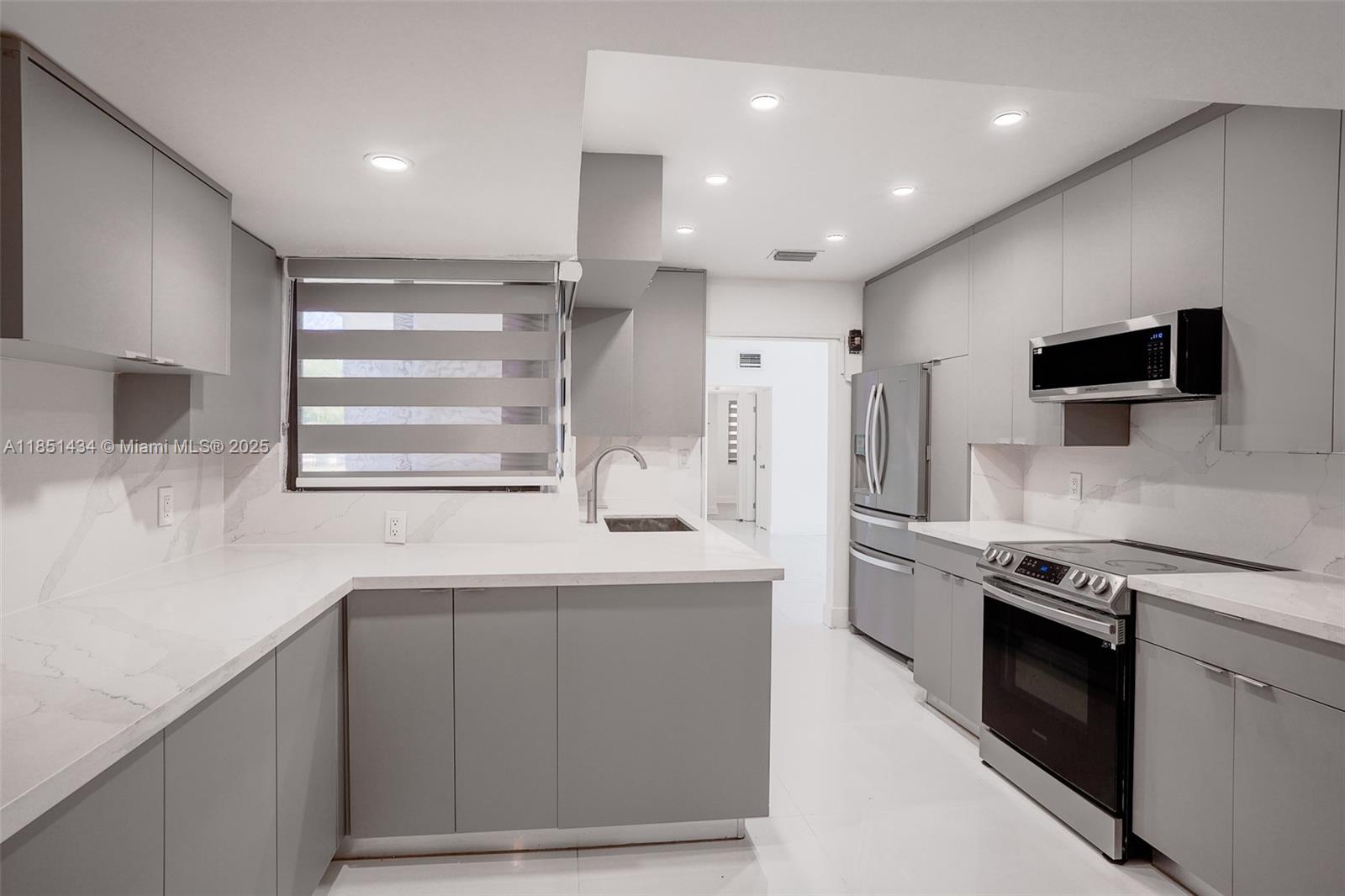 840 NW 170th Ter