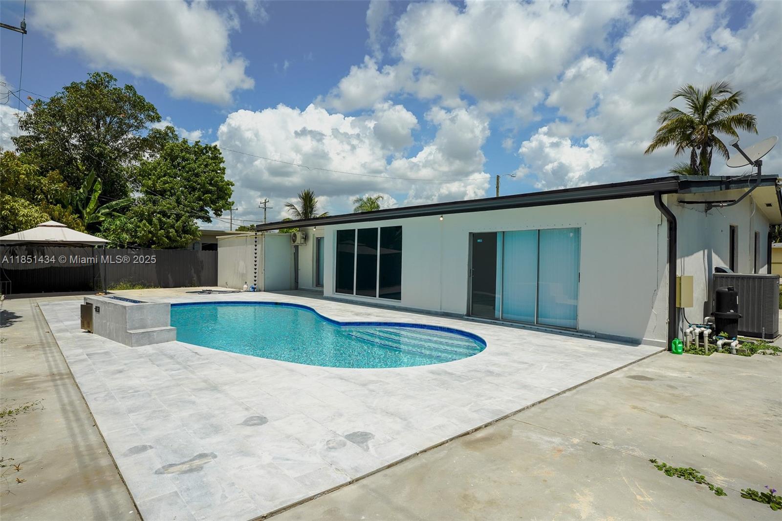 840 NW 170th Ter