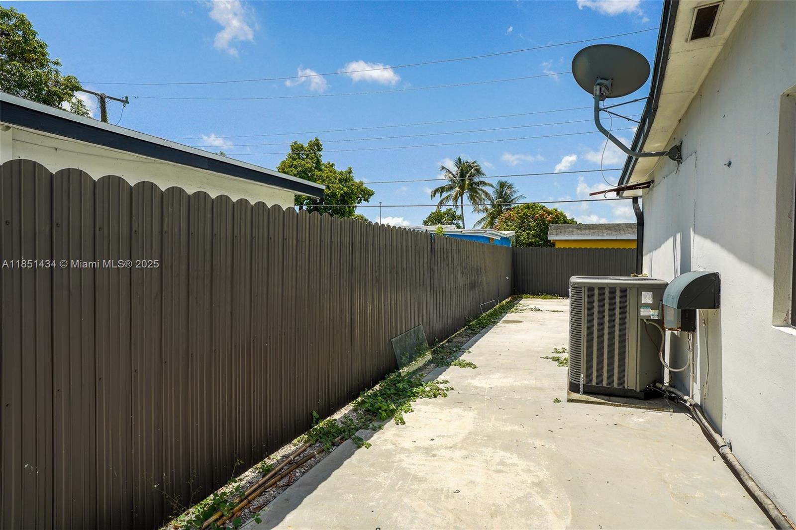 840 NW 170th Ter