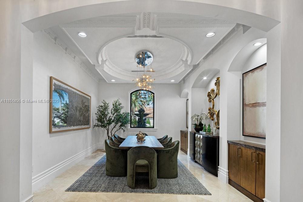 2225 W Silver Palm Rd