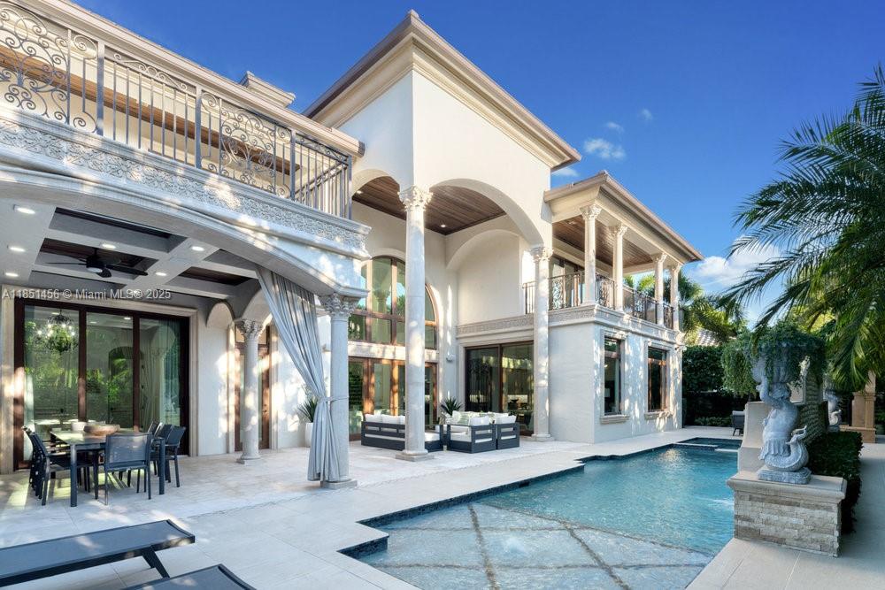 2225 W Silver Palm Rd