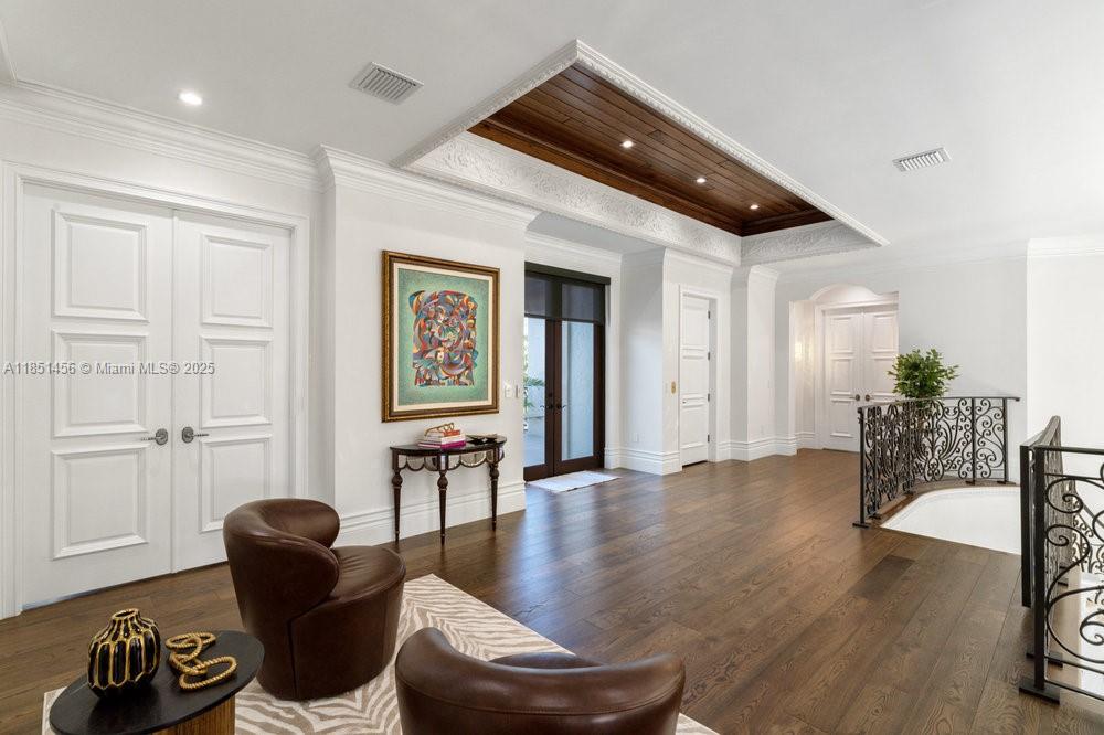 2225 W Silver Palm Rd
