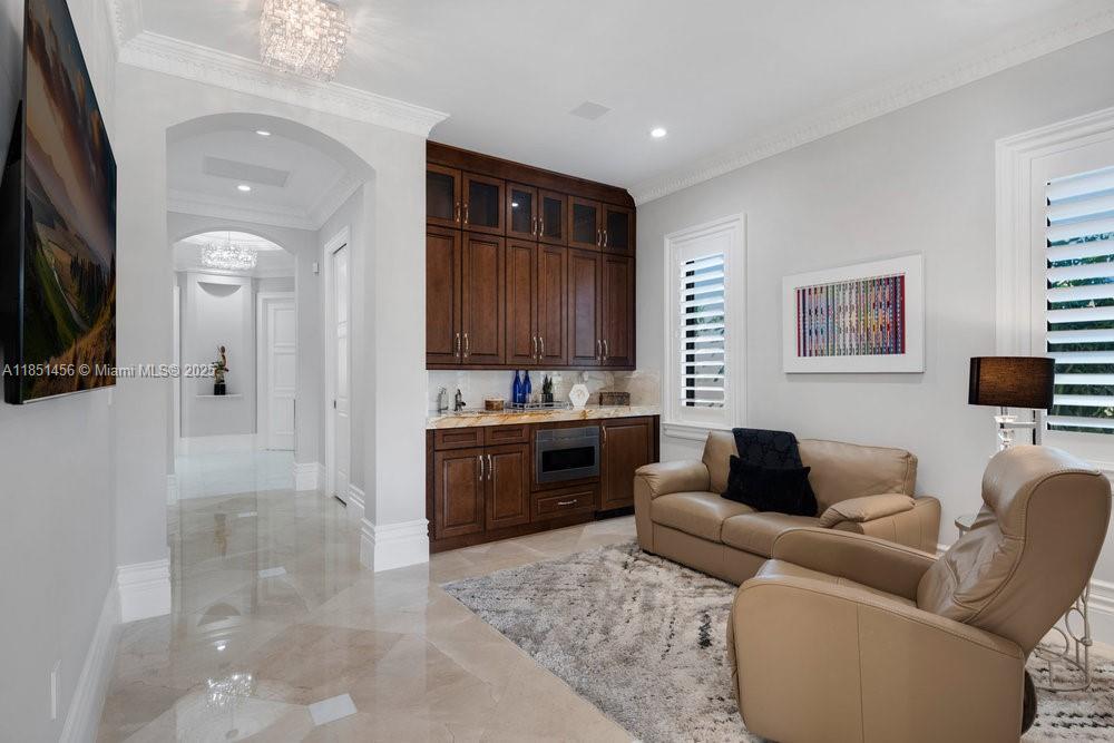 2225 W Silver Palm Rd