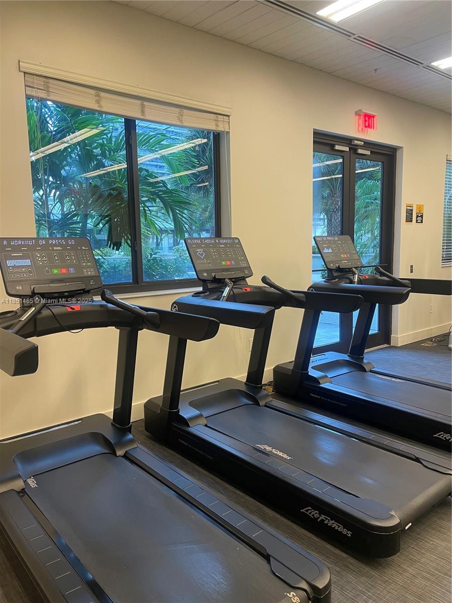 999 SW 1st Ave # 2715