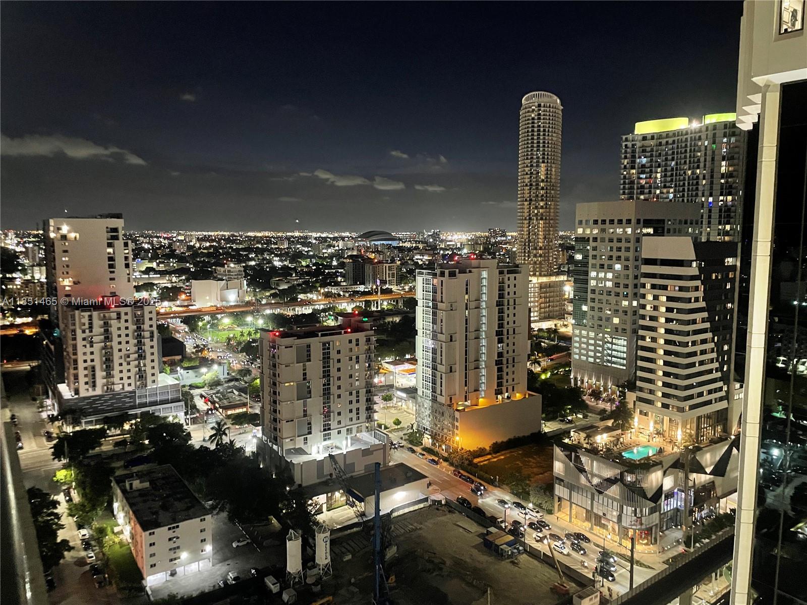 999 SW 1st Ave # 2715