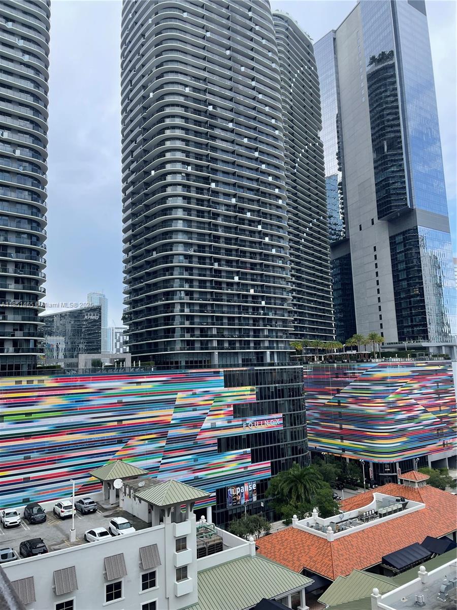 999 SW 1st Ave # 2715