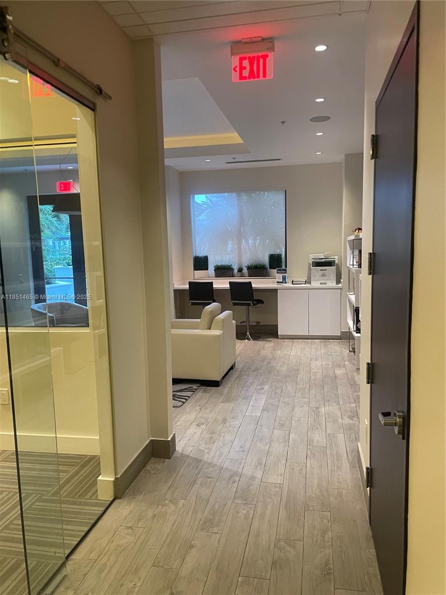 999 SW 1st Ave # 2715