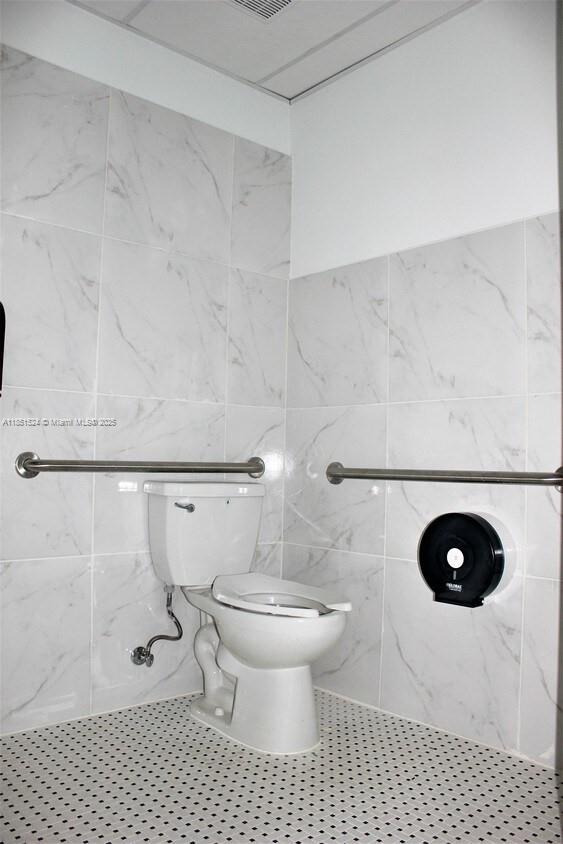 60 NW 37th Ave # 1 Unit: CU-1