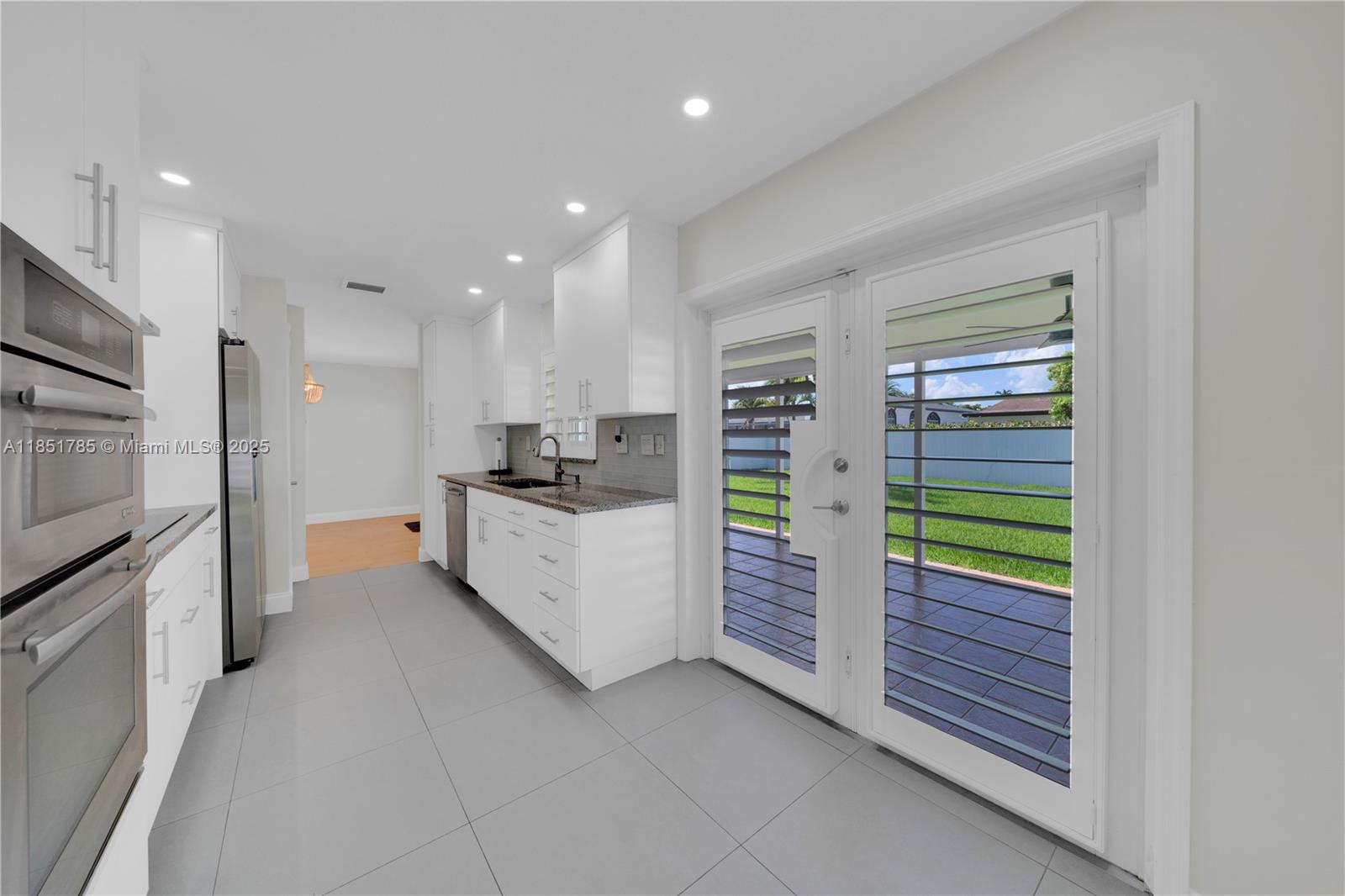 13232 SW 52nd Ter