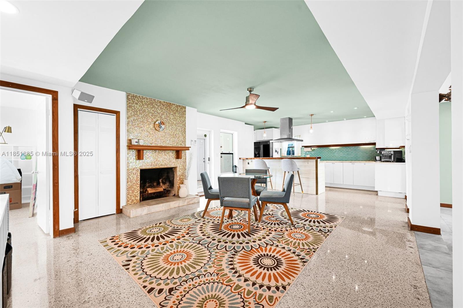 808 NE 16th Ave # 808