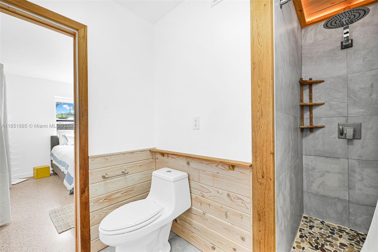 808 NE 16th Ave # 808