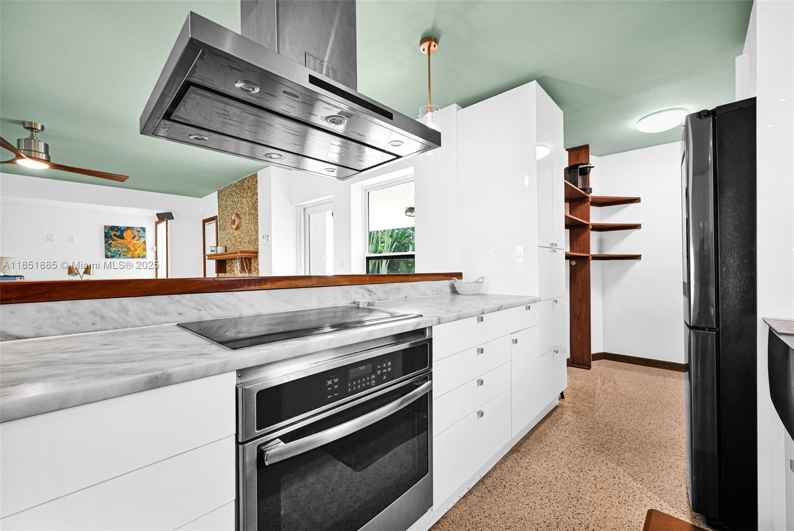 808 NE 16th Ave # 808