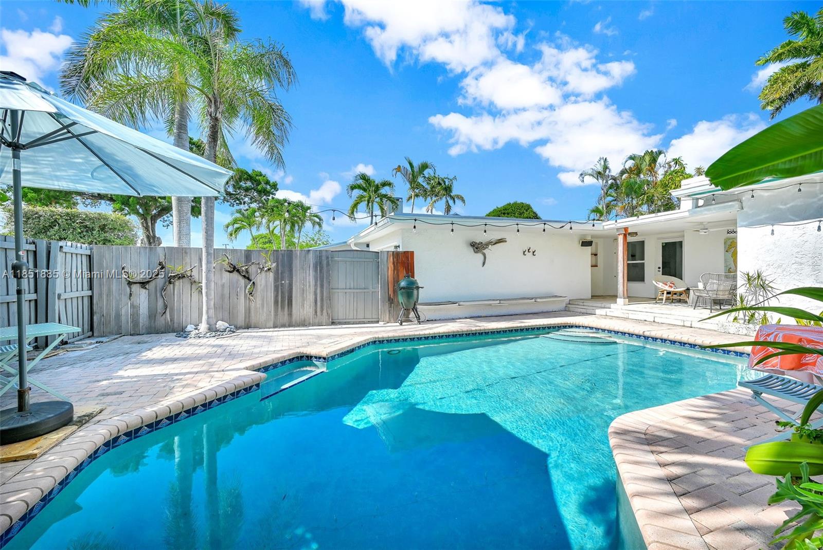 808 NE 16th Ave # 808