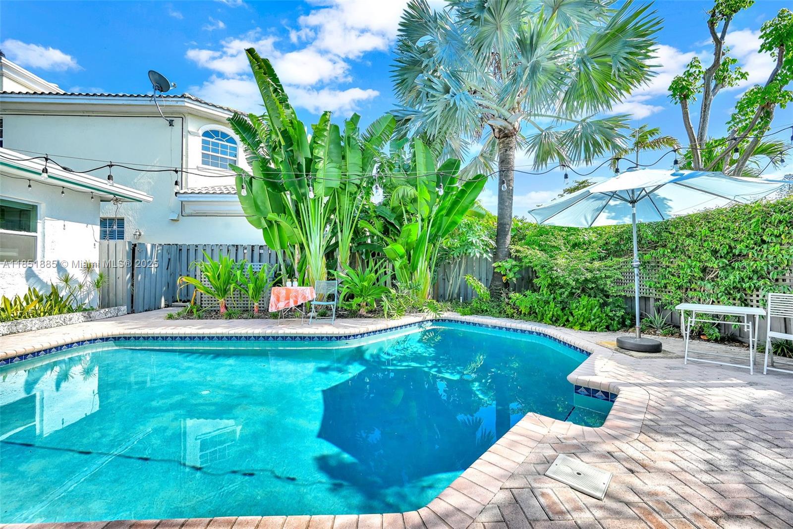 808 NE 16th Ave # 808