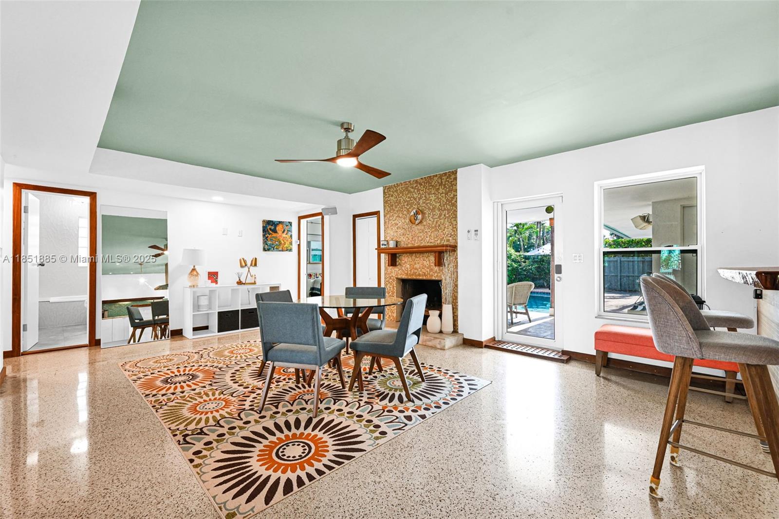 808 NE 16th Ave # 808