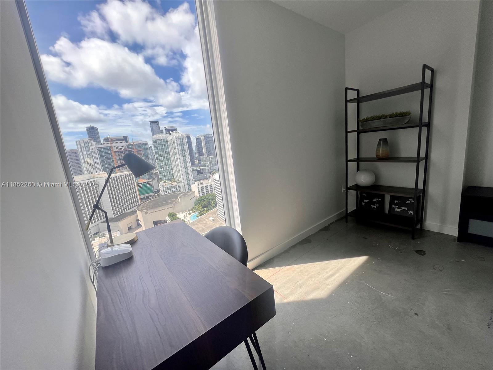 151 SE 1st St # 2907
