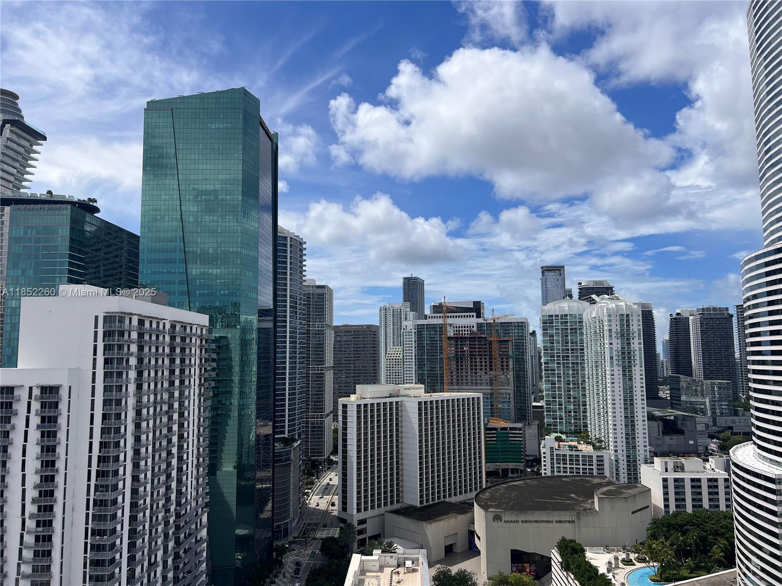 151 SE 1st St # 2907